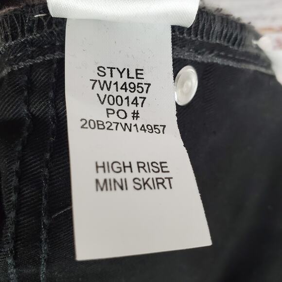 Lucky Brand Denim Mini Skirt Size 4 Gray High Rise Jean Frayed Raw Hem Festival - Picture 9 of 12